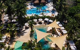 Palmarito Beach Hotel